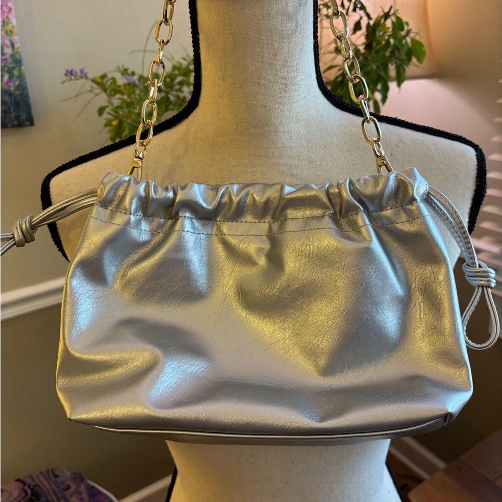 Universal Thread Metallic Silver Shoulder Bag Wit… - image 1